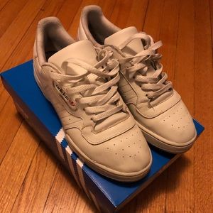 Adidas Yeezy powerphase Calabasas
